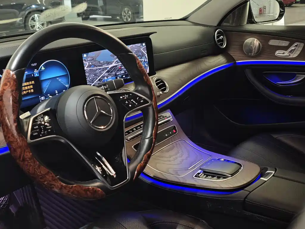 Mercedes-Benz E-Class 2021 — фото 10