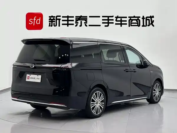 GAC Trumpchi E8 PHEV 2026
