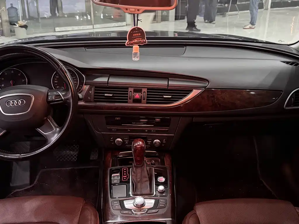 Audi A6L 2015