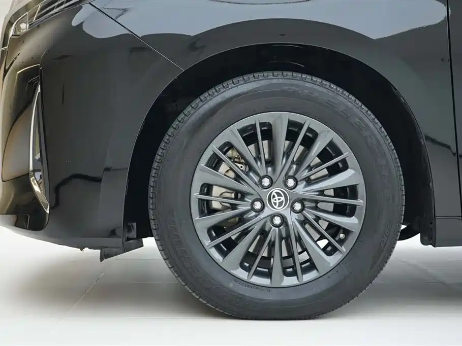 Toyota Alphard 2022 — фото 15