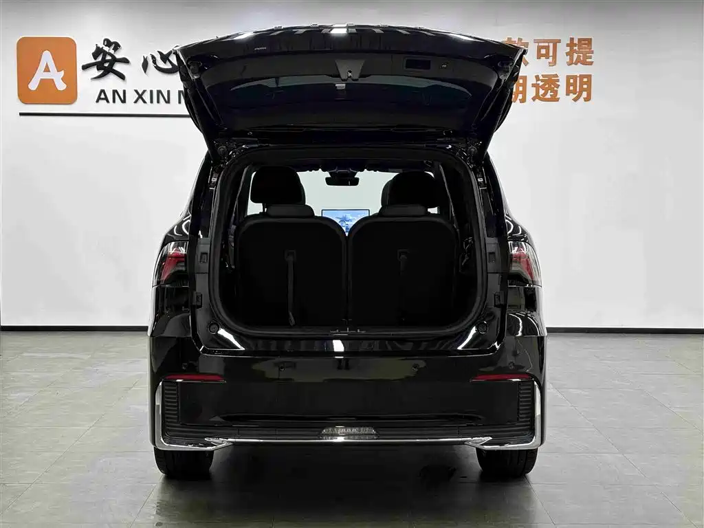 Geely Haoyue L 2025 — фото 5