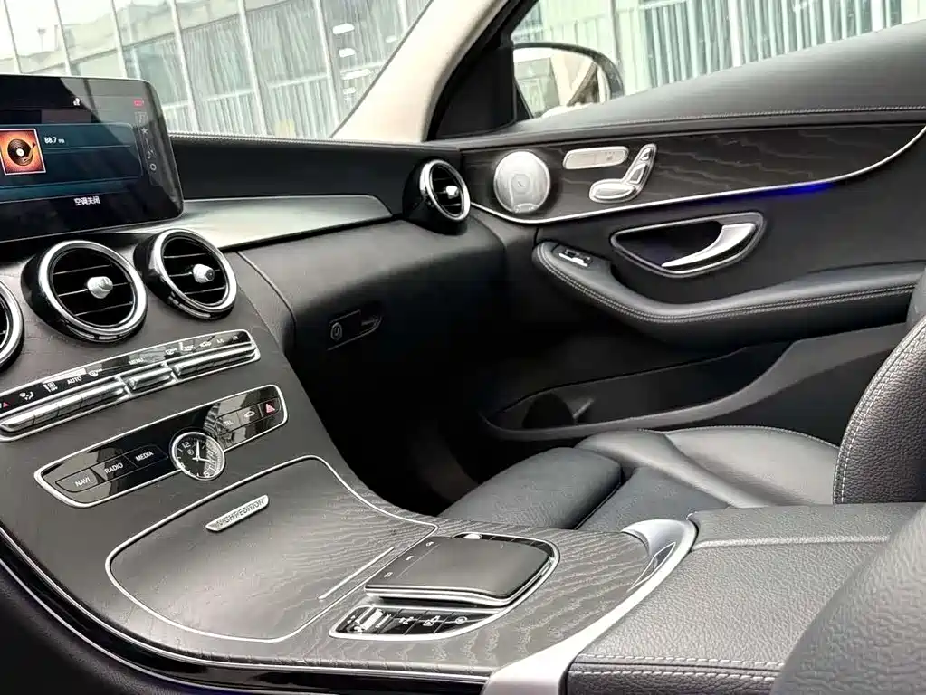 Mercedes-Benz C-Class 2021 — фото 10
