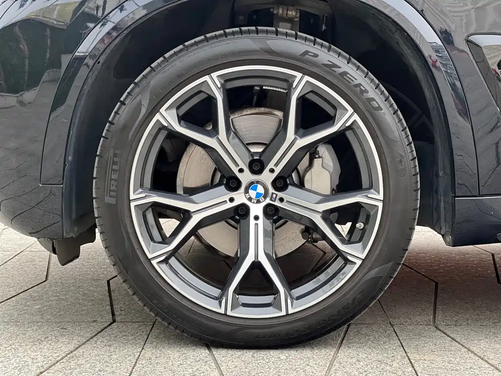 BMW X5 2024 — фото 8