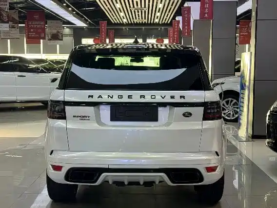 Land Rover Sport 2017 — фото 11
