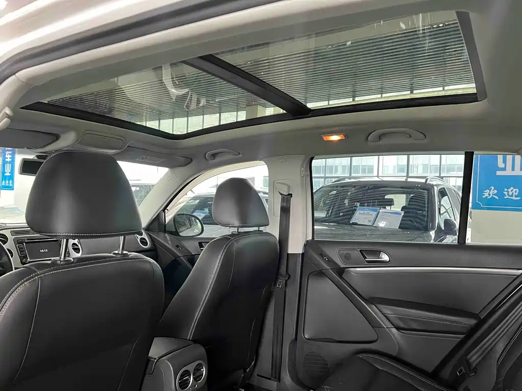 Volkswagen Tiguan 2016 — фото 15