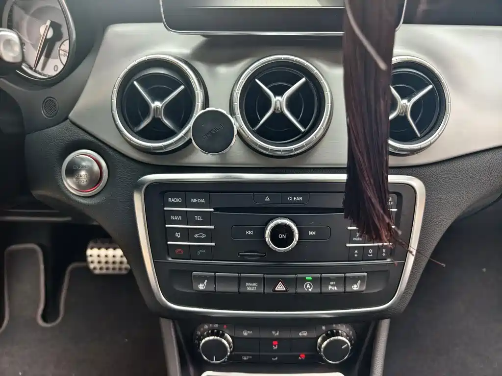 Mercedes-Benz CLA 2016 — фото 14