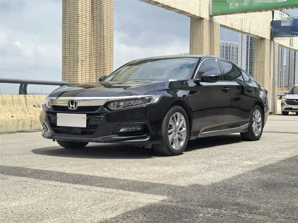 Honda Accord 2021 — фото 1