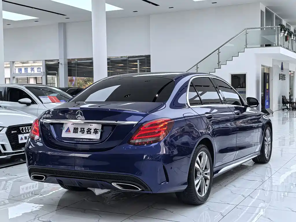 Mercedes-Benz C-Class 2018 — фото 15