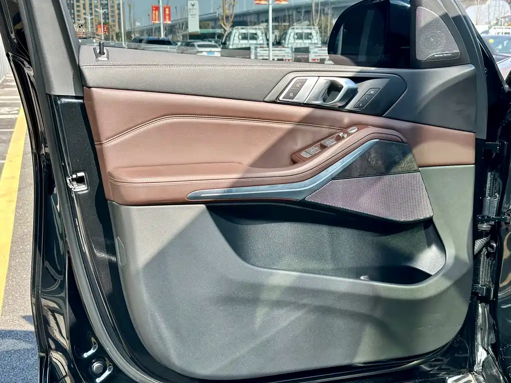 BMW X5 2023 — фото 10