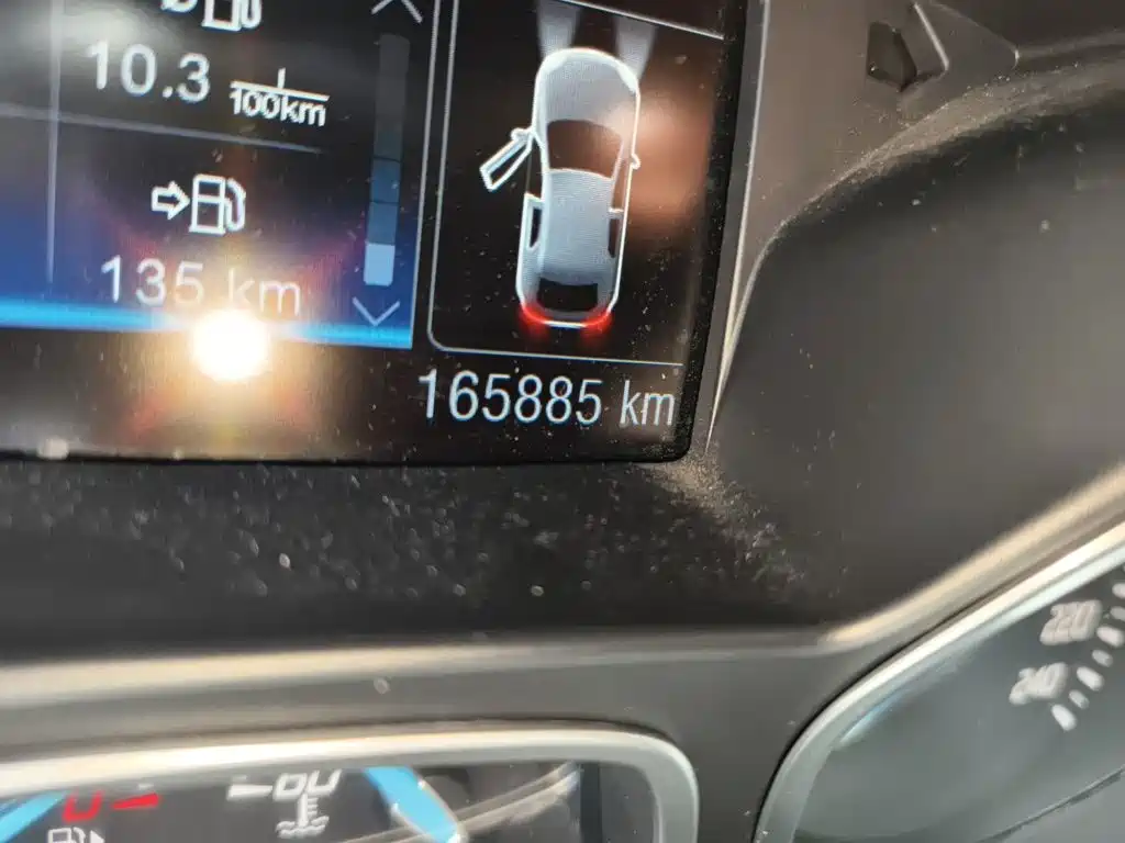 Ford Kuga 2015 — фото 8