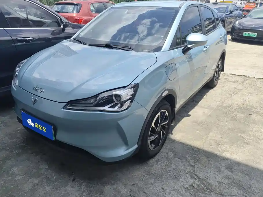 Neta V 2022