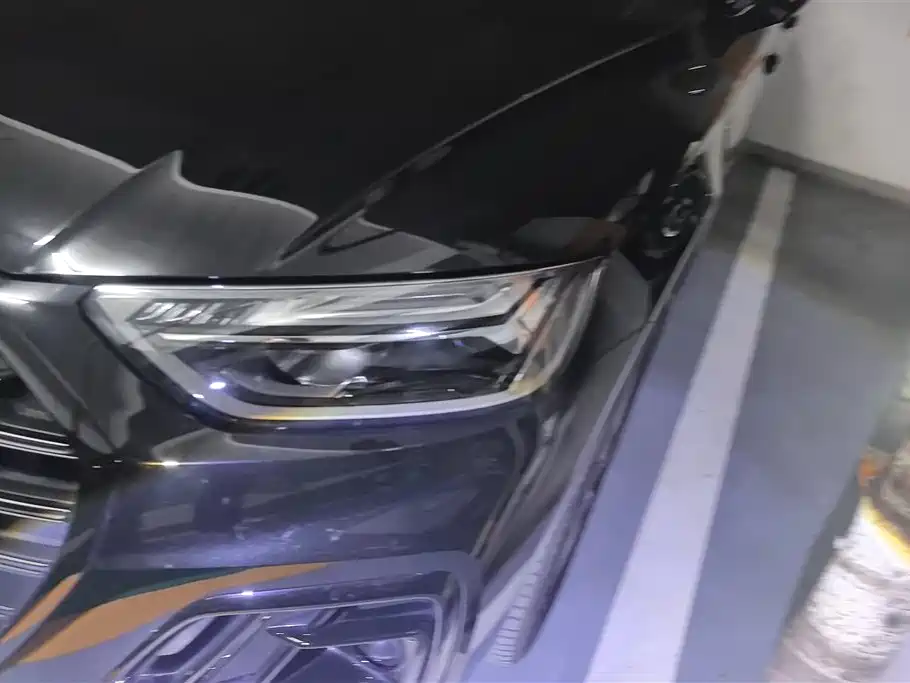 Audi Q5L 2024