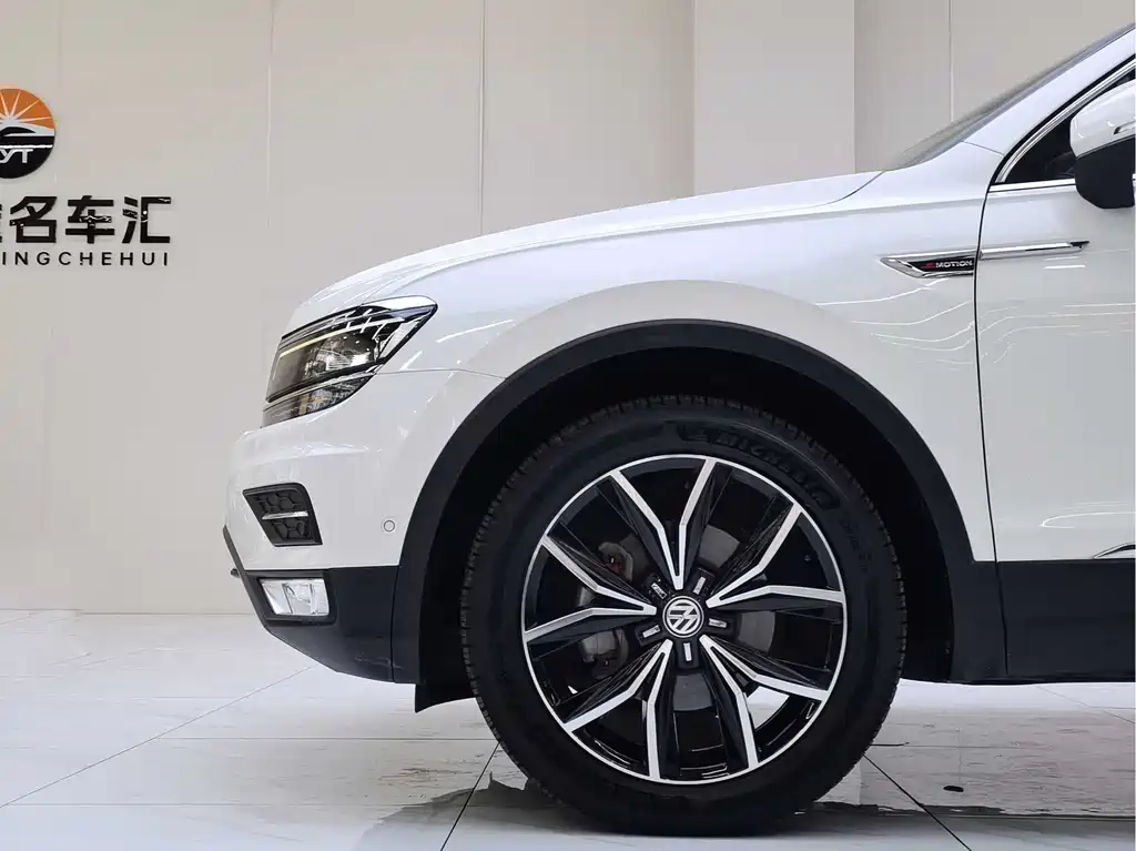 Volkswagen Tiguan L 2019 — фото 25