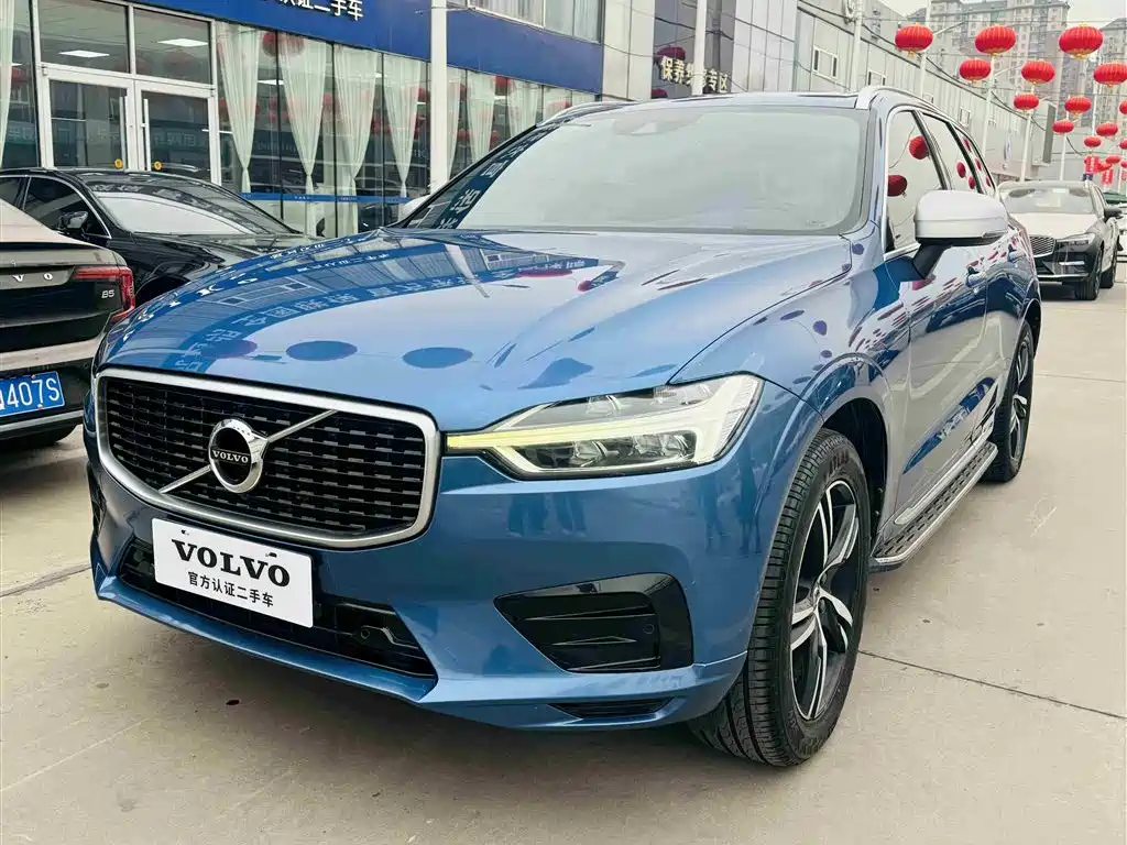Volvo XC60 2019 — фото 1