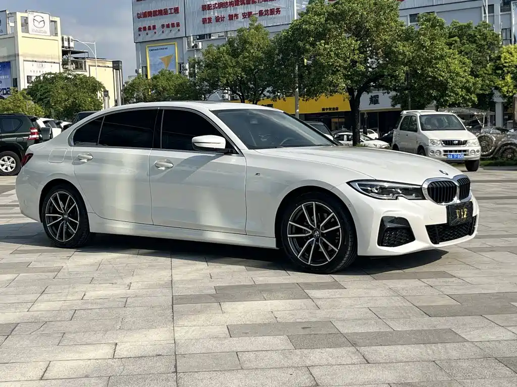 BMW 3 Series 2020