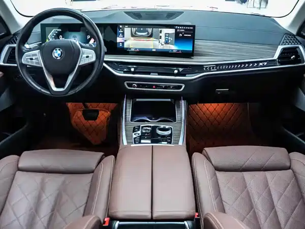 BMW X7 2023