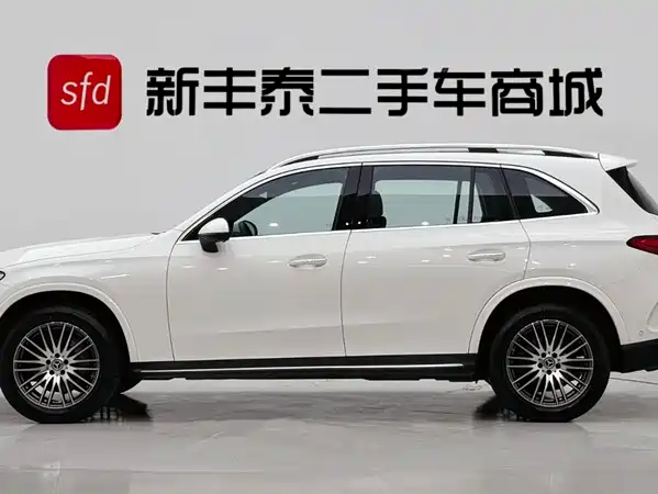 Mercedes-Benz GLC 2023