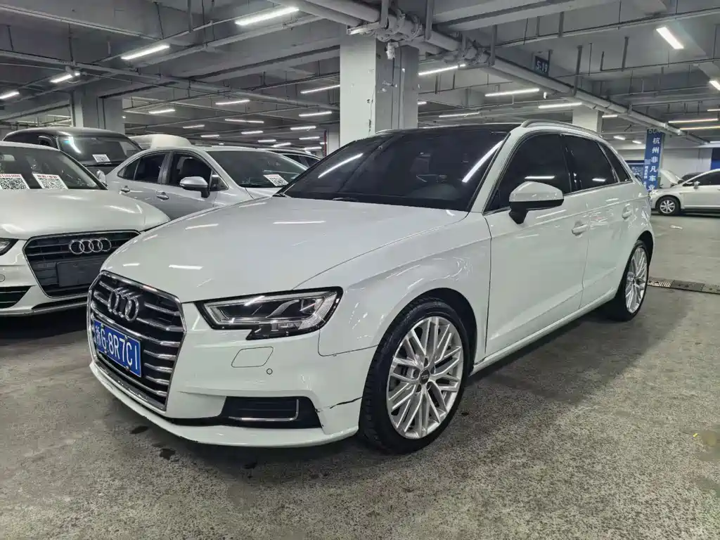 Audi A3 2018 — фото 1
