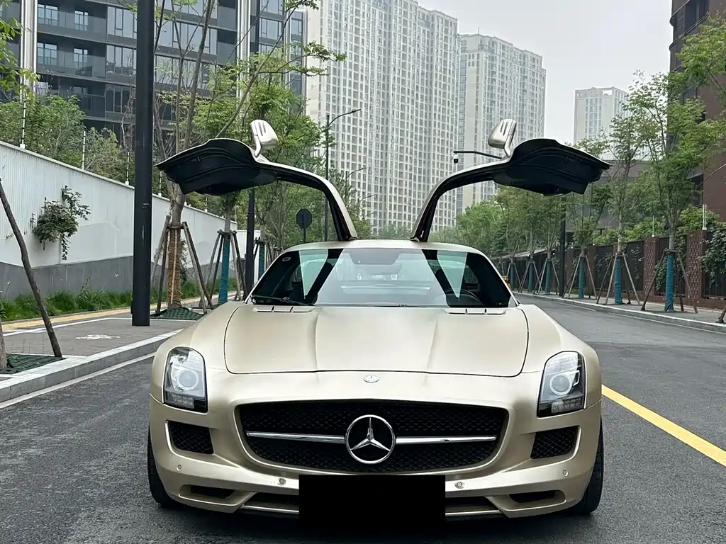 Mercedes-Benz SLS AMG 2013 — фото 2