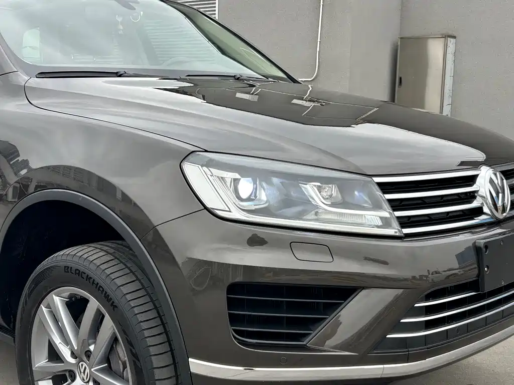 Volkswagen Touareg 2018 — фото 15