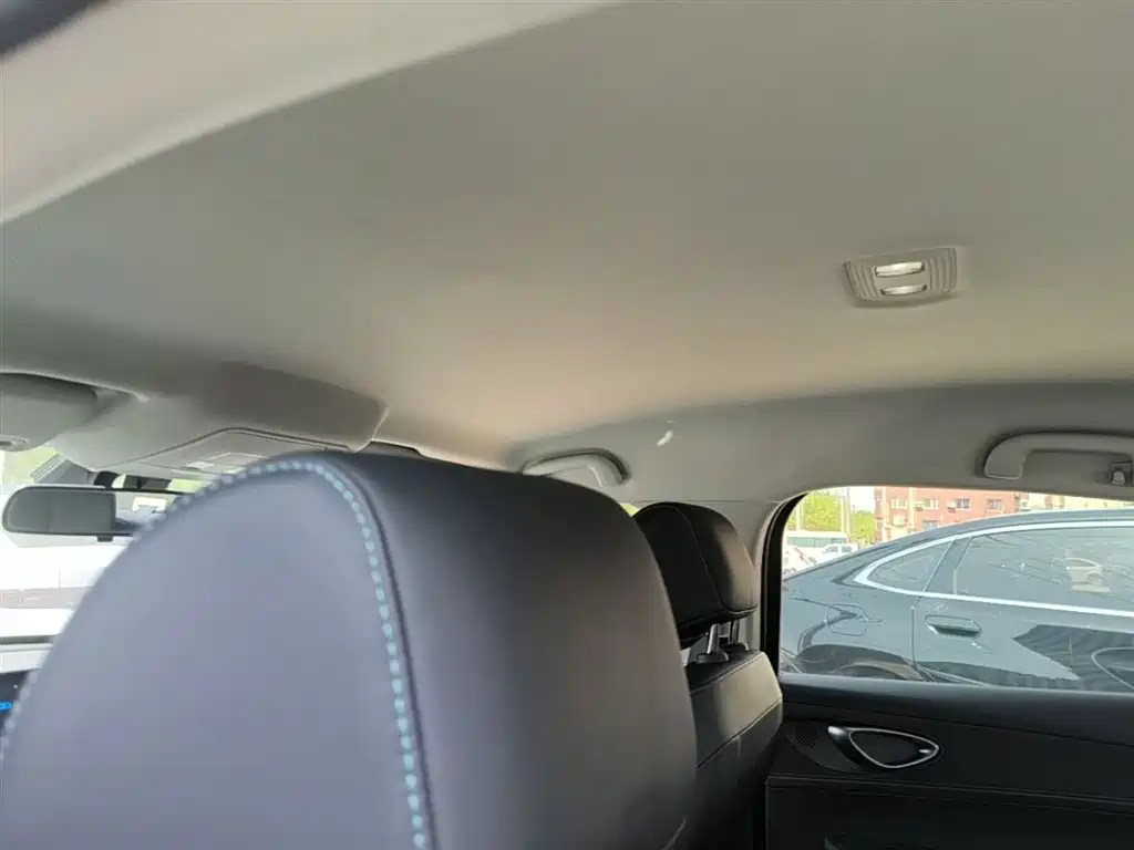 BYD Seal 05 DM-i 2025 — фото 18