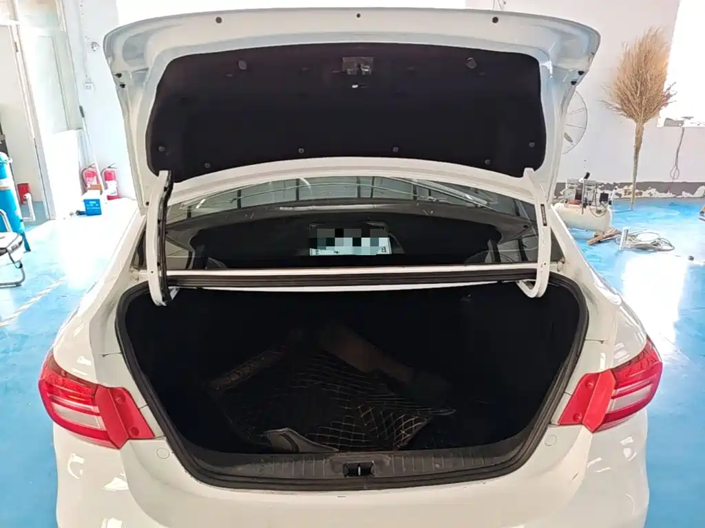 Dongfeng Fengxing S50EV 2022 — фото 19