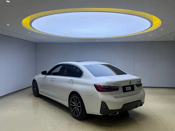 BMW 3 Series 2023
