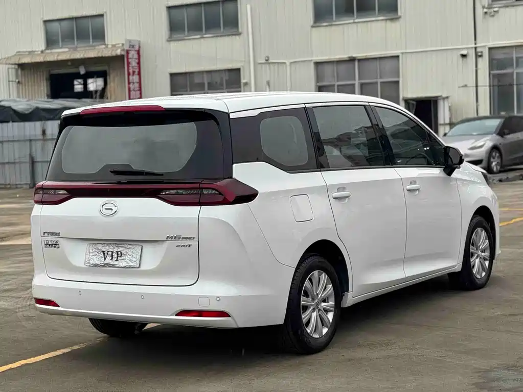 GAC Motor Trumpchi M6 2023 — фото 9