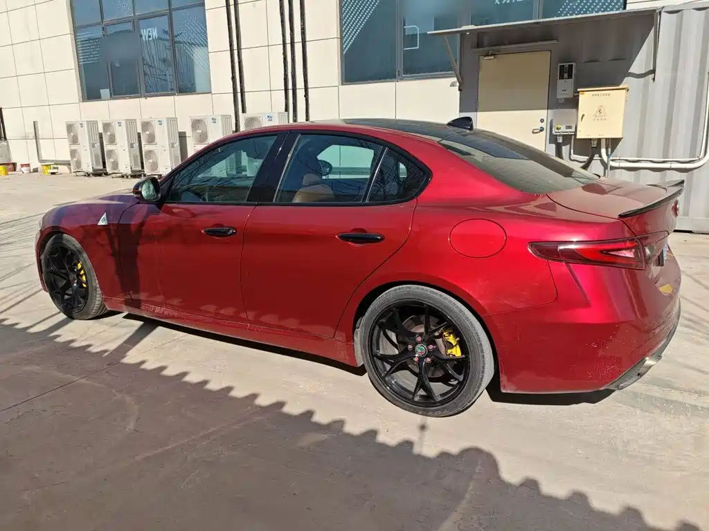 Alfa Romeo Giulia Juliet 2017 — фото 8