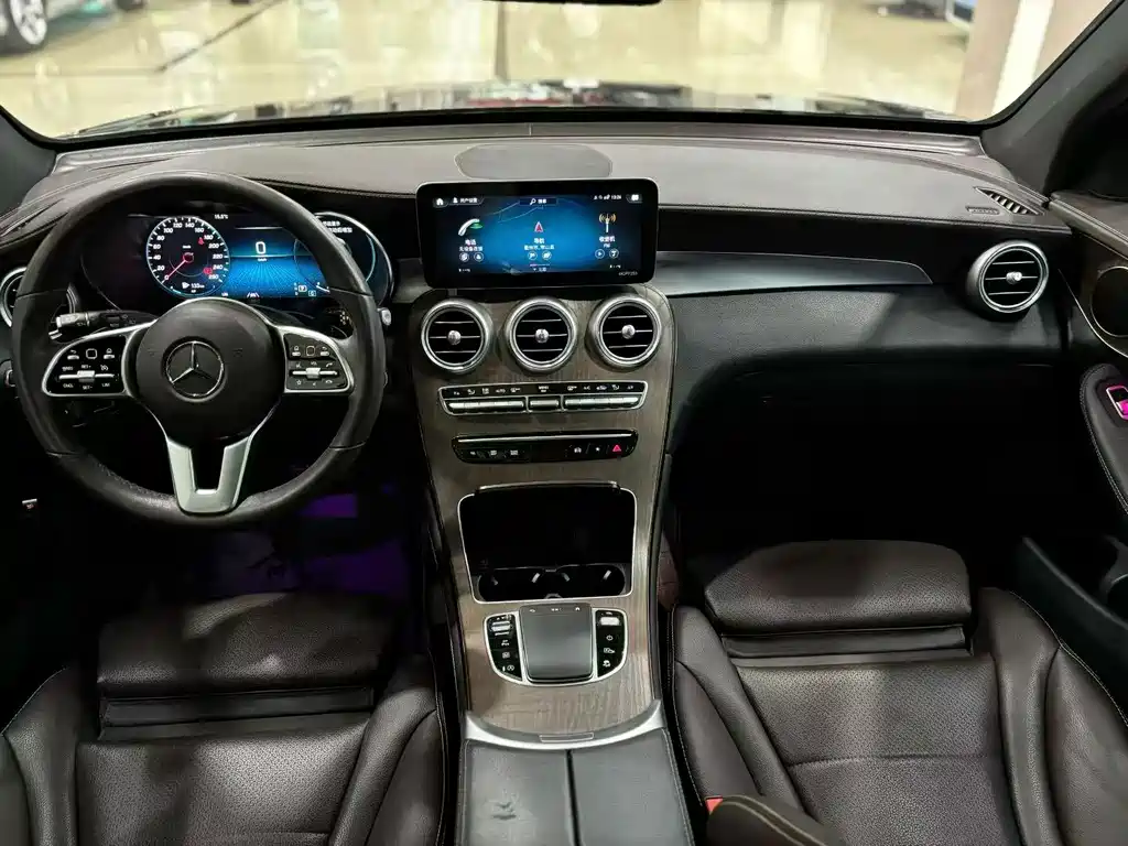 Mercedes-Benz GLC 2020 — фото 6