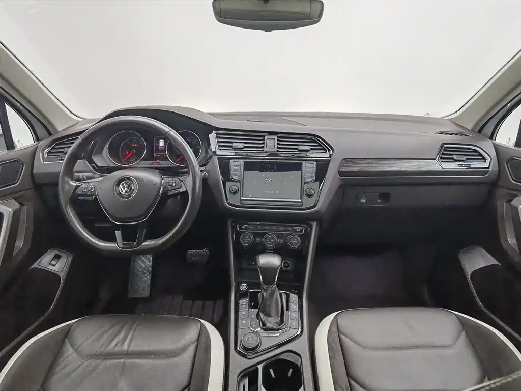 Volkswagen Tiguan L 2017