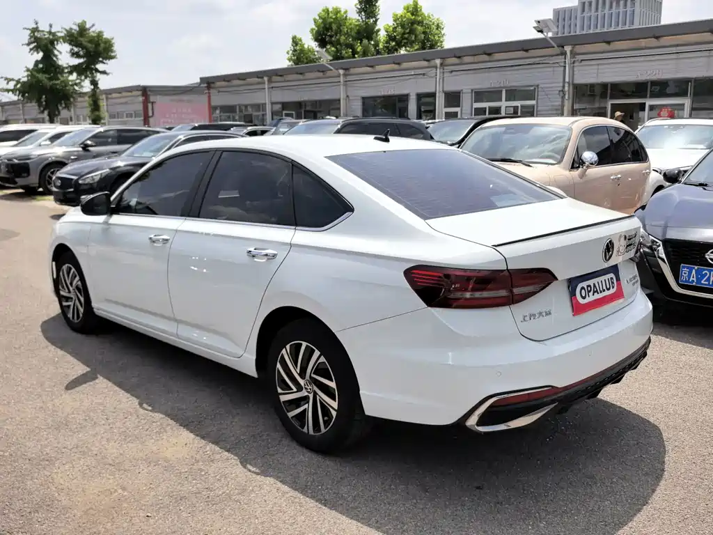 Volkswagen Lavida 2022