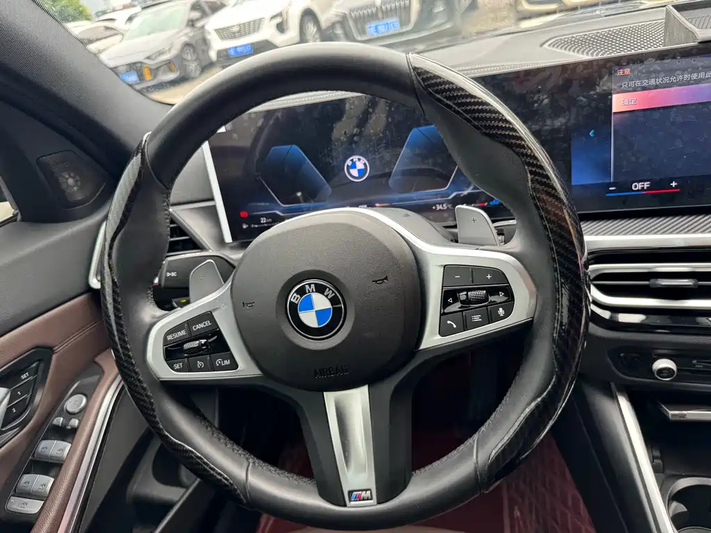 BMW 3 Series 2025 — фото 14