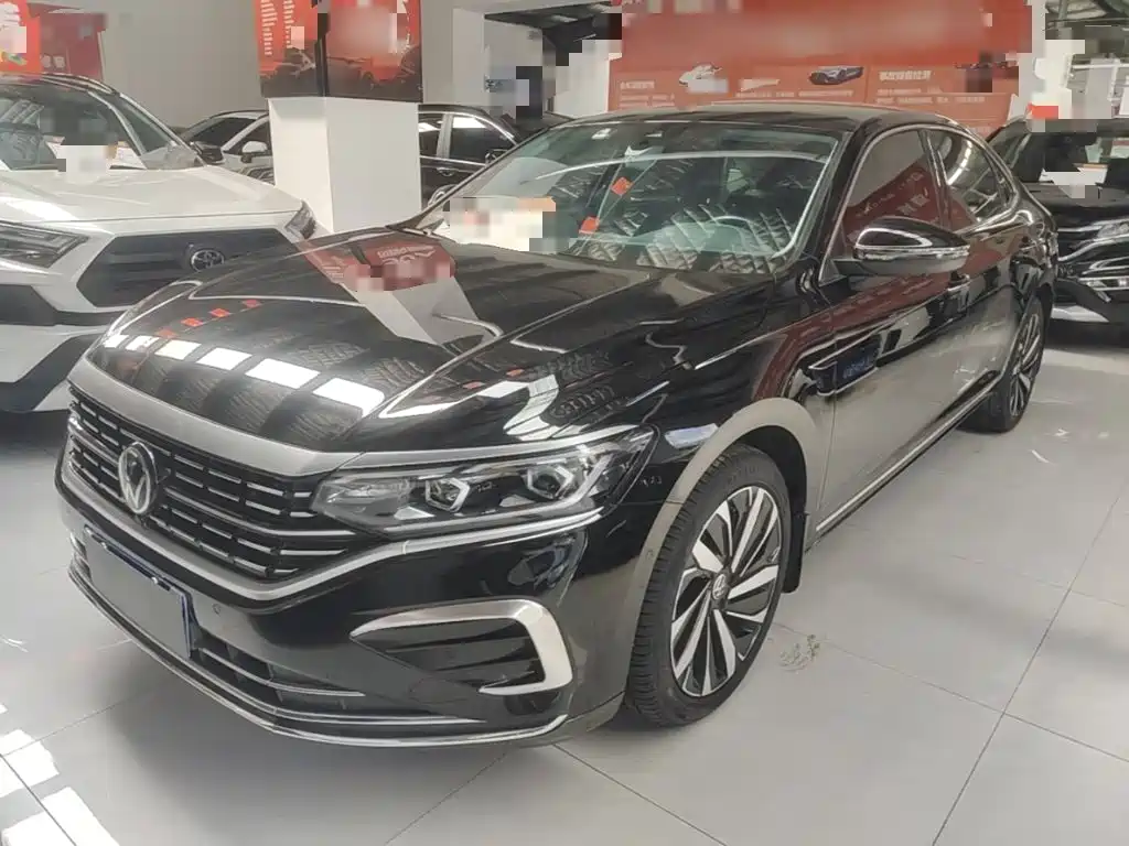 Volkswagen Passat 2023