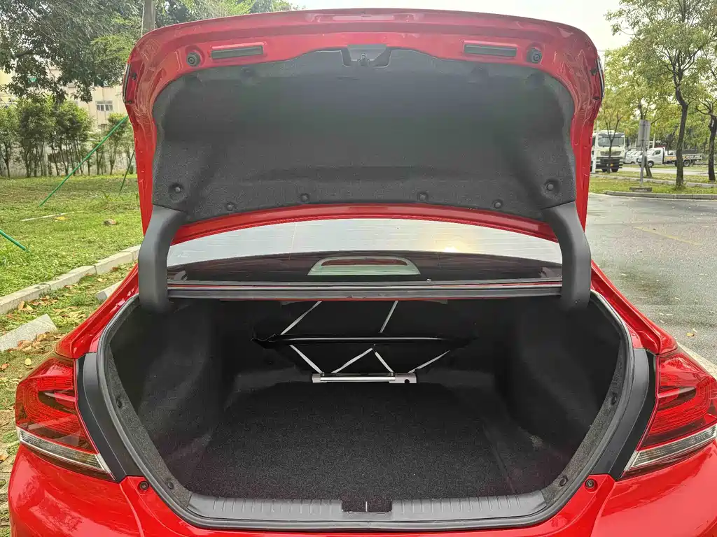 Honda Civic 2016 — фото 12