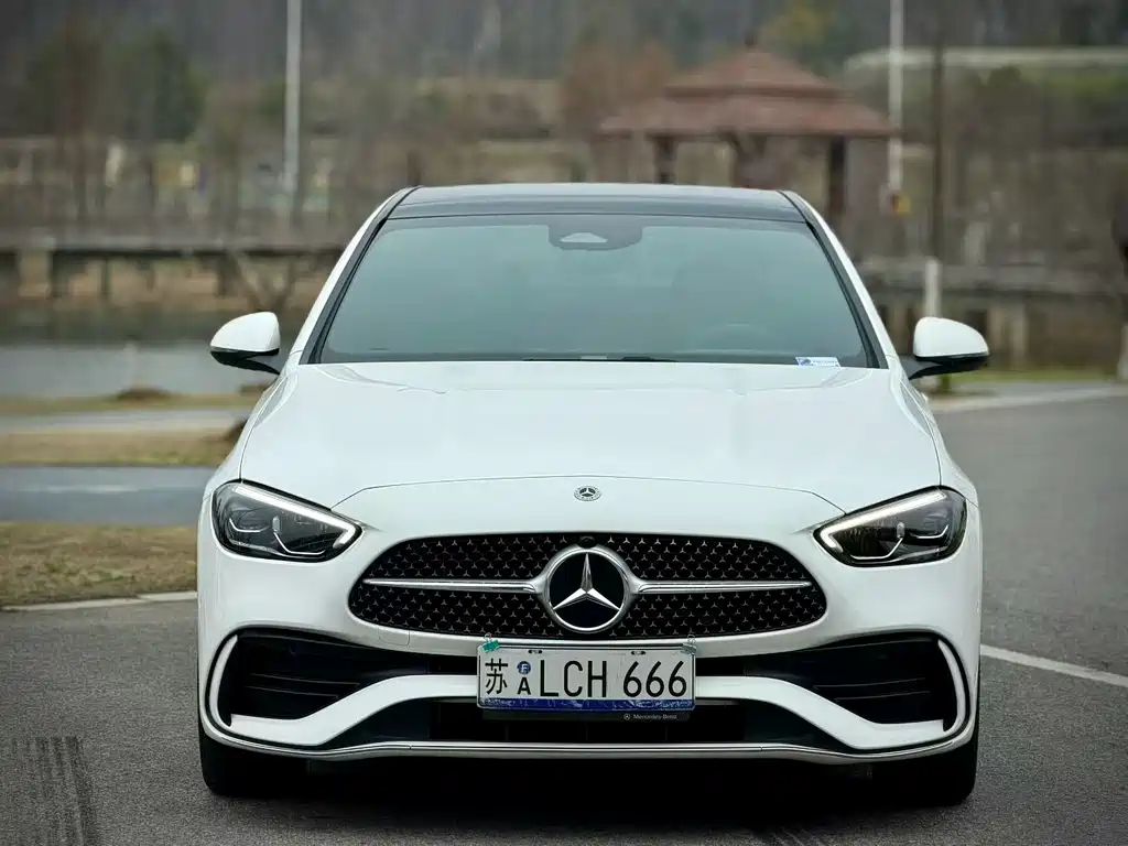 Mercedes-Benz C-Class 2024 — фото 2