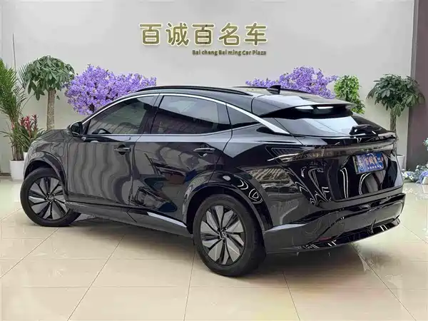 Nissan ARIYA 2023