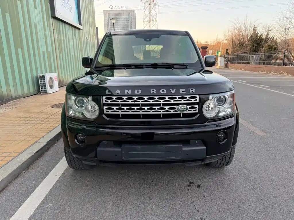 Land Rover Discovery 2011 — фото 2