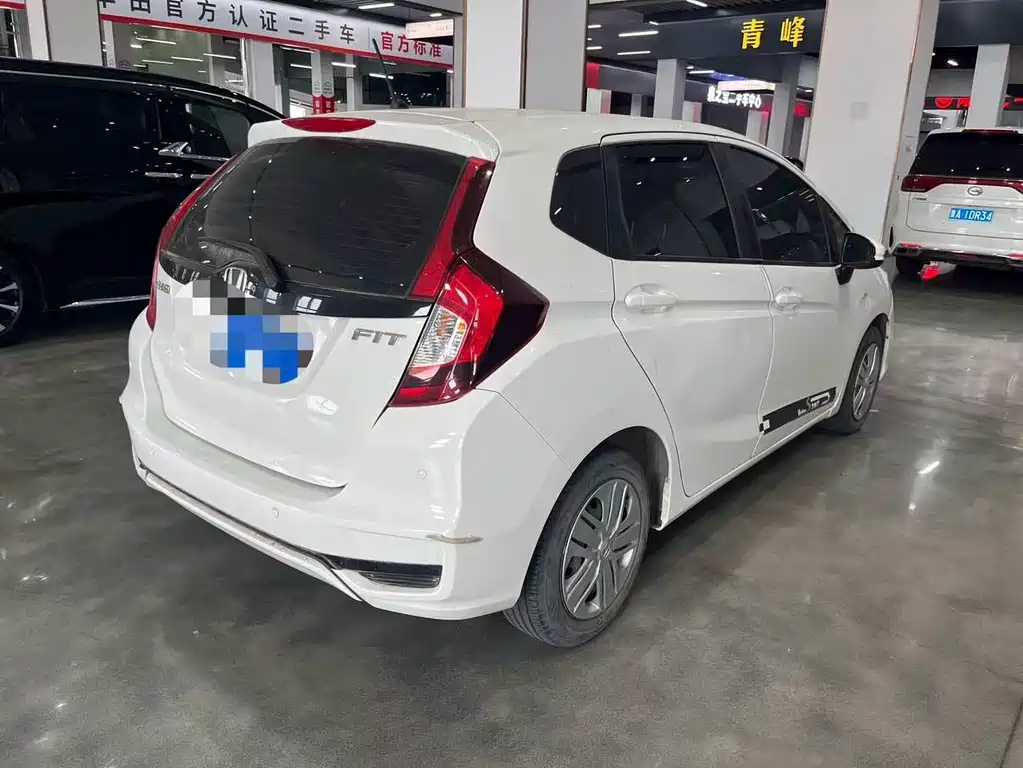 Honda Fit 2019 — фото 2