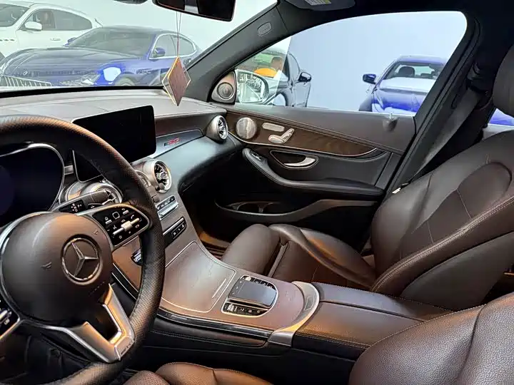 Mercedes-Benz GLC 2020