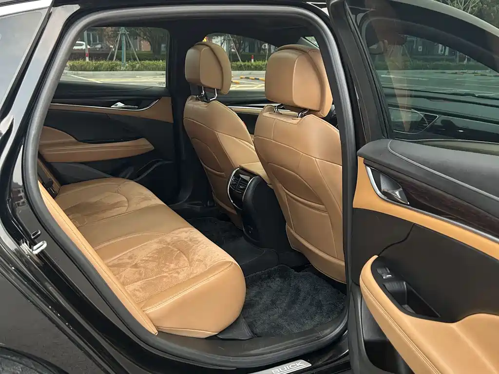 Buick LaCrosse 2019 — фото 13