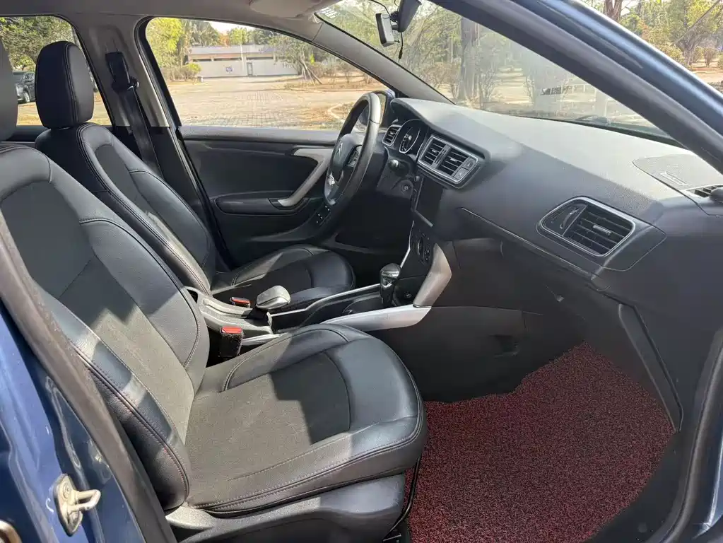 Citroen C3-XR 2015 — фото 10