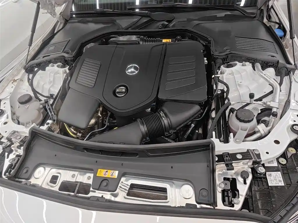 Mercedes-Benz C-Class 2024 — фото 20