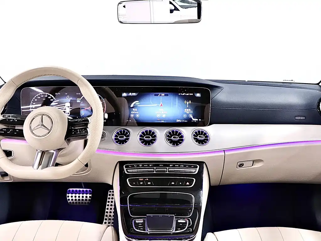 Mercedes-Benz E-Class 2023 — фото 15