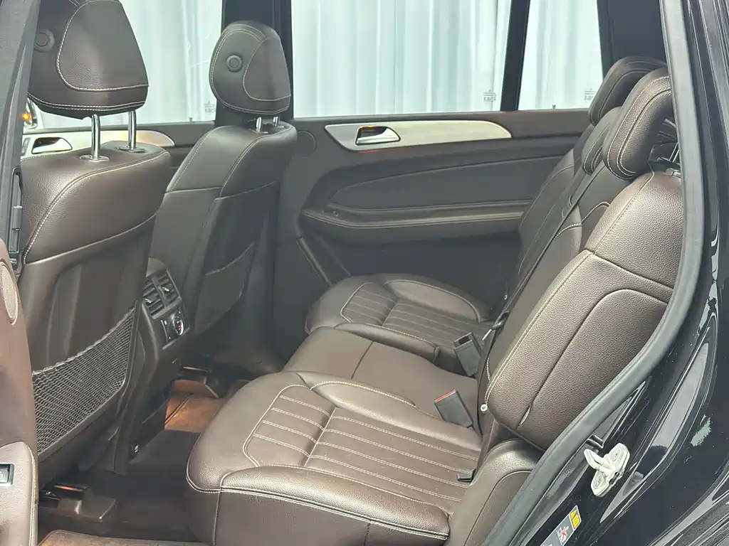 Mercedes-Benz GLS 2017 — фото 27