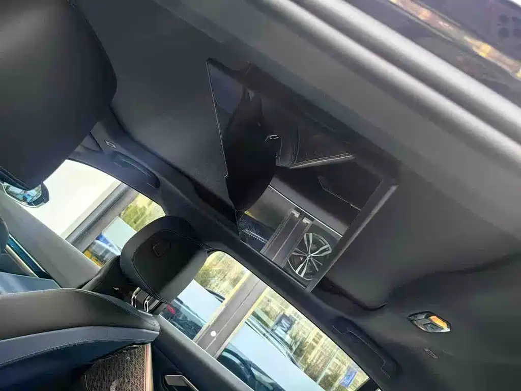 BMW 5 Series 2025
