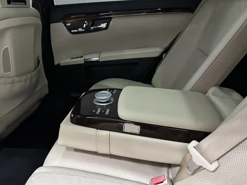 Mercedes-Benz S-Class 2007 — фото 18