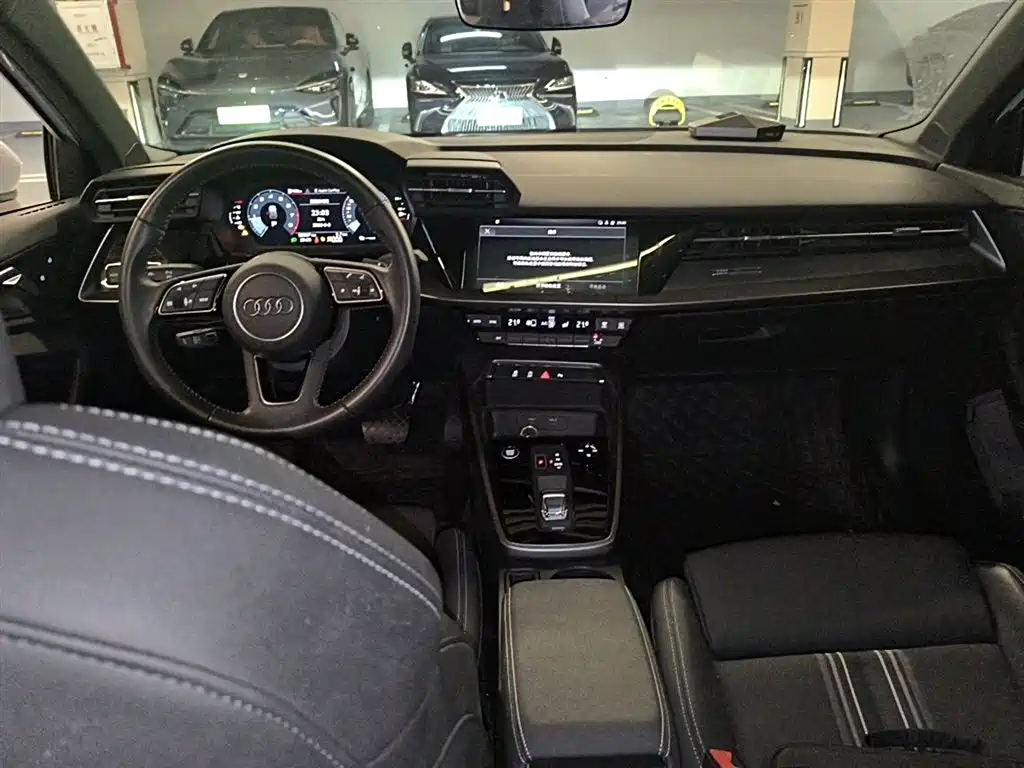 Audi A3 2022 — фото 10