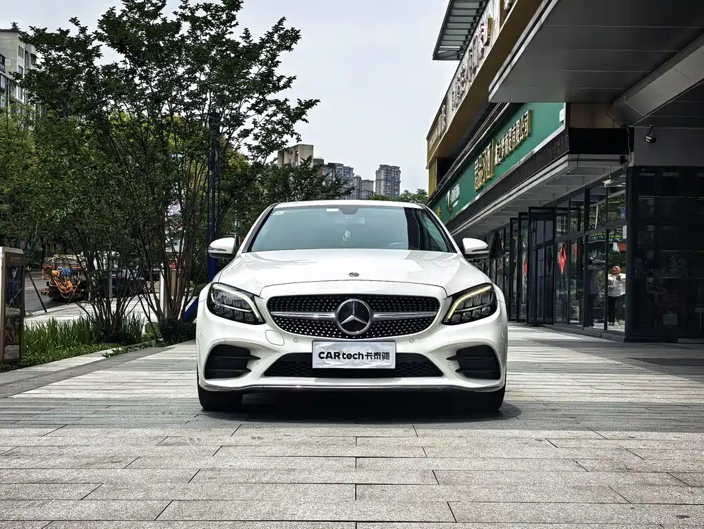 Mercedes-Benz C-Class 2019 — фото 4