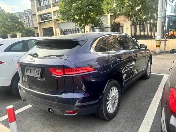Jaguar F-PACE 2019